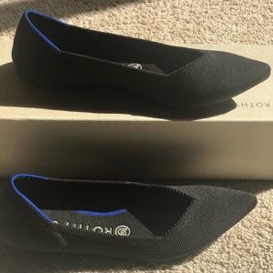 Rothy’s Points in Black, Size 8.5